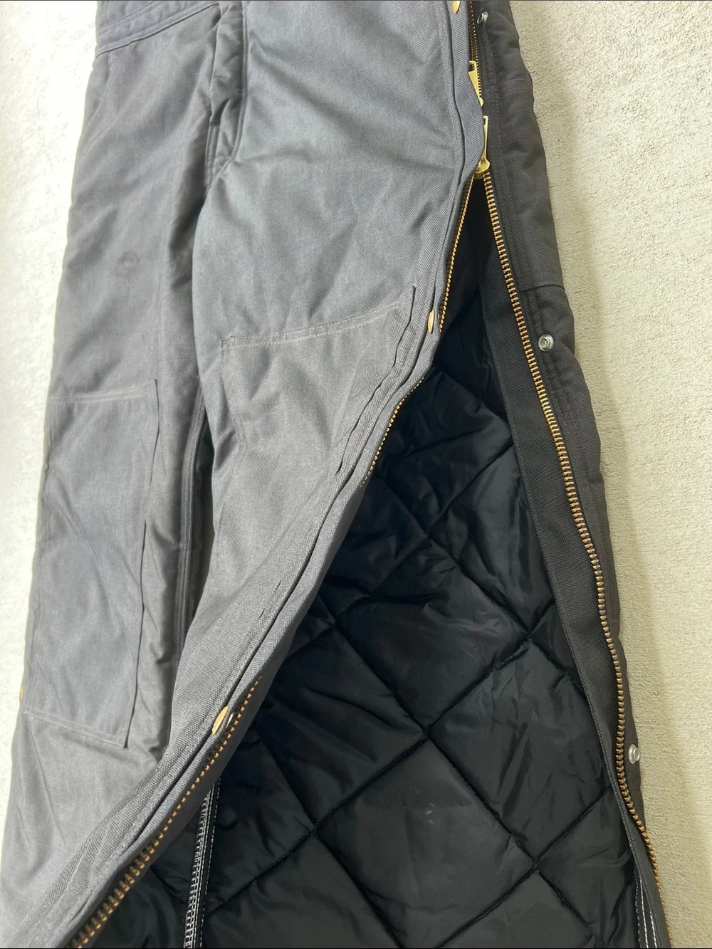 Carhartt | Black Insulated Men’s Bib Overalls Snap Leg Closures Sz 34 x 32